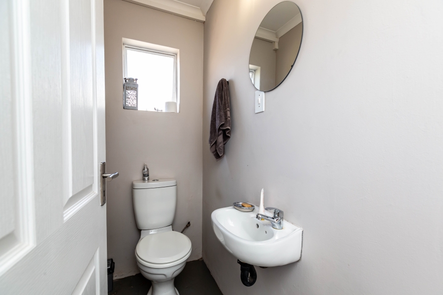 3 Bedroom Property for Sale in Beacon Bay Eastern Cape